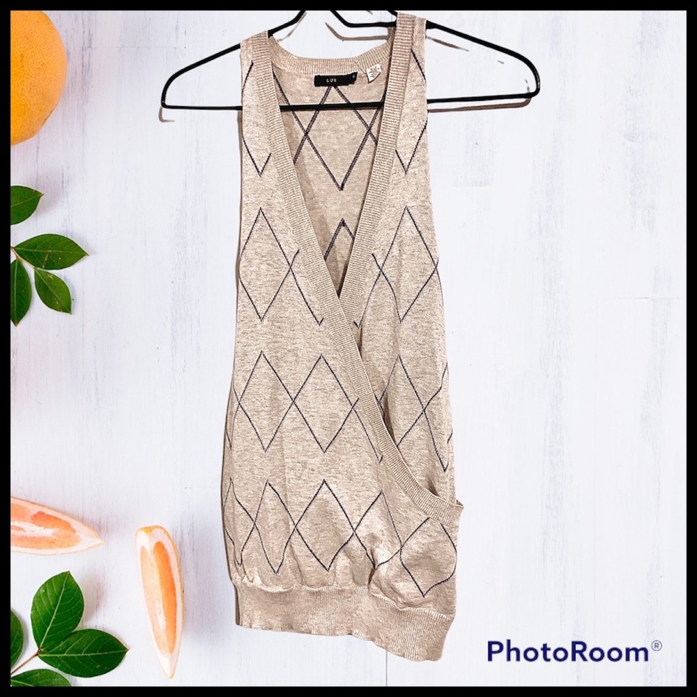 Lux lightweight Spring sweater vest